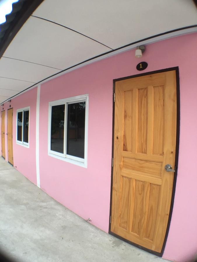 Smile Resort Ban Phai Cham Sin Exterior photo
